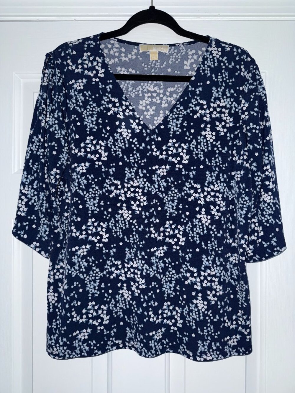 MICHAEL KORS WOMENS BLUE FLORAL 3/4 FLARED SLEEVE TOP / BLOUSE SIZE  MEDIUM EUC